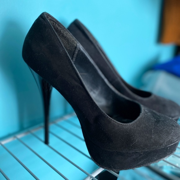 Shoes - Women’s Heels. Good Condition. Message me if you have any questions